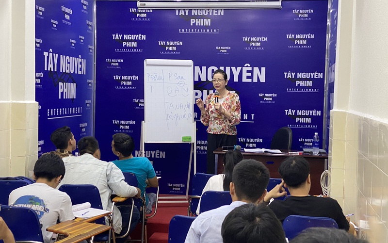 Luyện phát âm chuẩn và giọng nói lôi cuốn