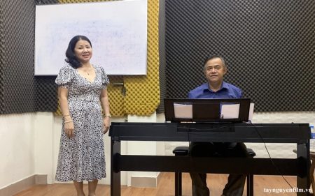 trung tâm dạy hát karaoke tại tphcm