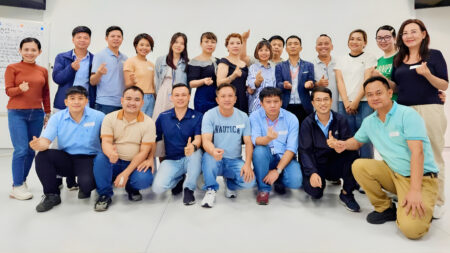 khoa-hoc-ky-nang-lam-viec-duoi-ap-luc-cho-doanh-nghiep