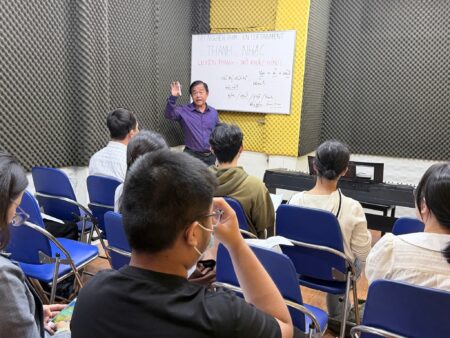 khoa-hoc-hat-nhac-song-vip-pro-tai-tphcm