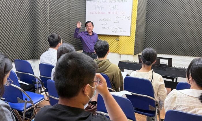 khoa-hoc-hat-nhac-song-vip-pro-tai-tphcm